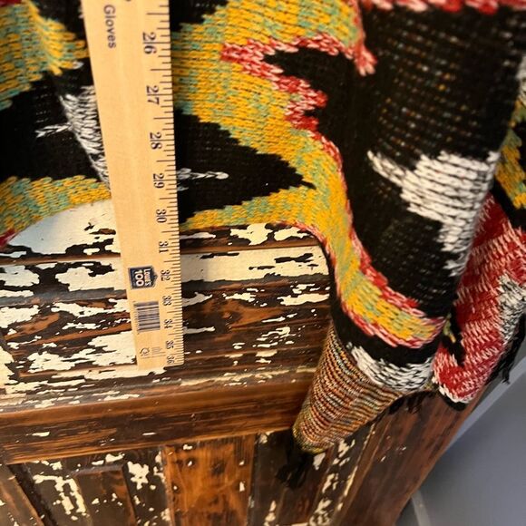 Woven Heart open cardigan fringe shawl knot sweater. Women’s size L. Southwest. - Picture 5 of 7